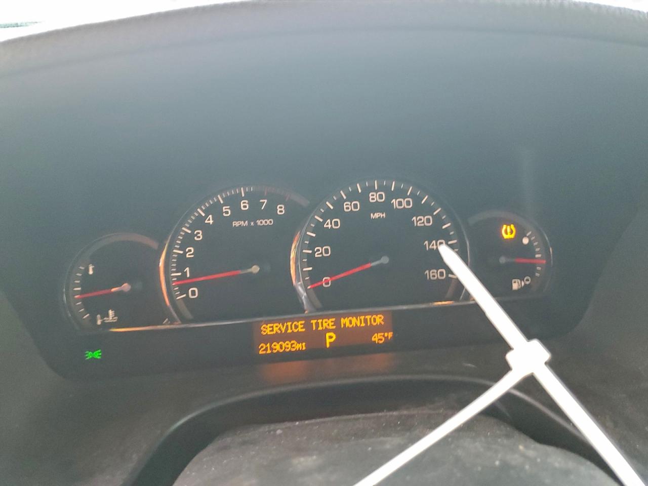 2009 CADILLAC STS photo 9