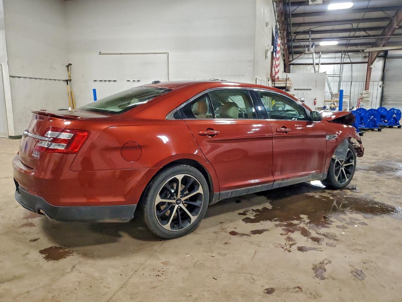 2014 FORD TAURUS SEL photo 3