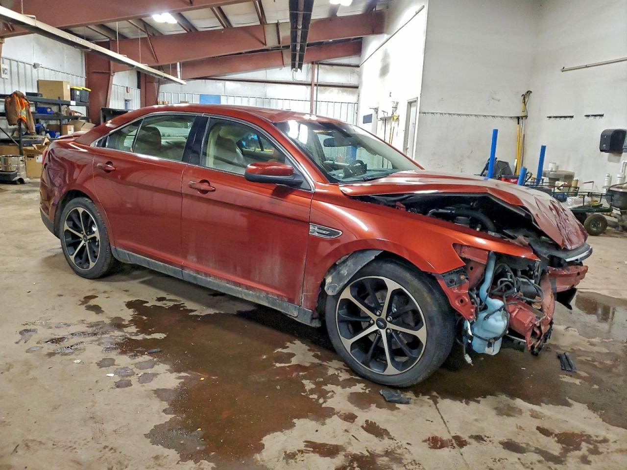 2014 FORD TAURUS SEL photo 4
