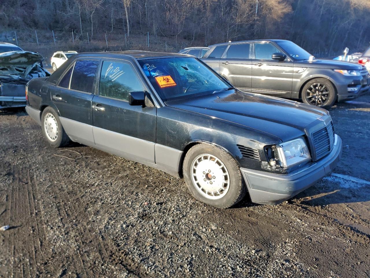 1993 MERCEDES-BENZ 300 D photo 4