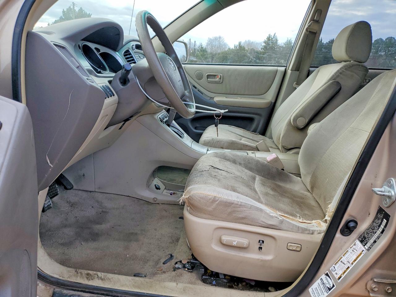 2005 TOYOTA HIGHLANDER photo 19