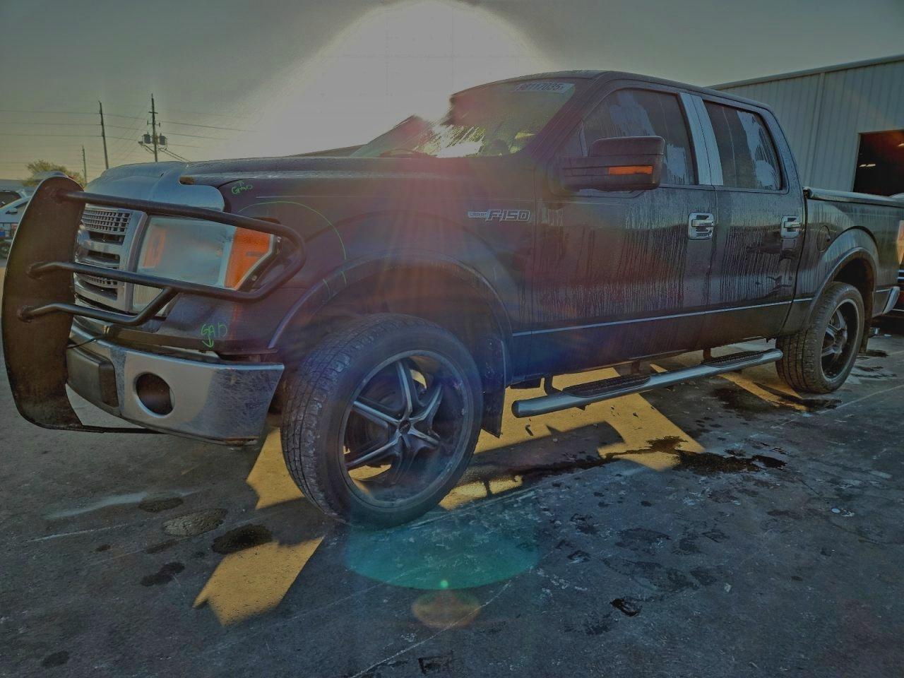 2014 FORD F150
