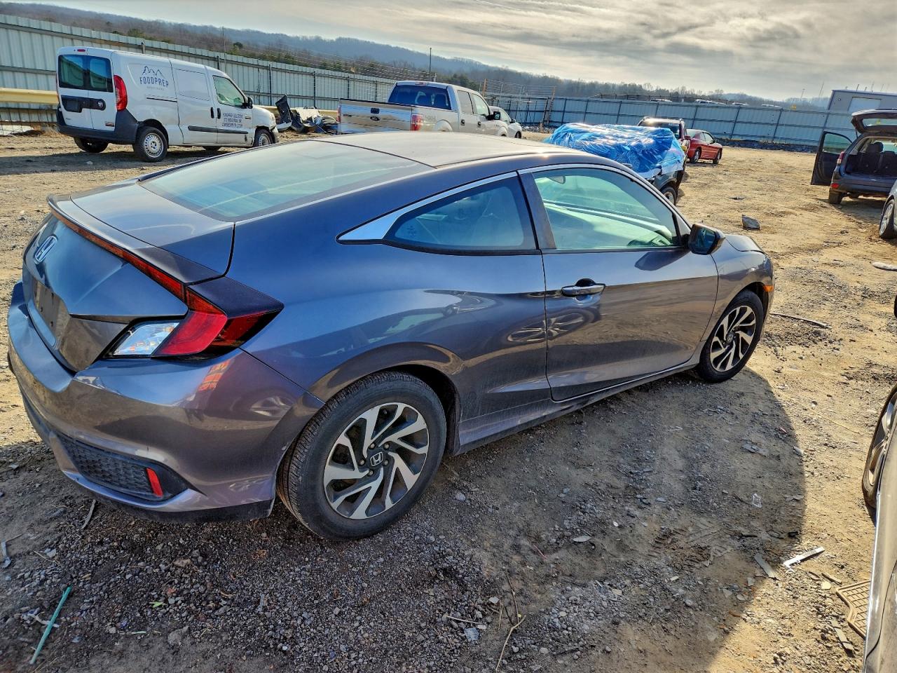 2016 HONDA CIVIC LX photo 3