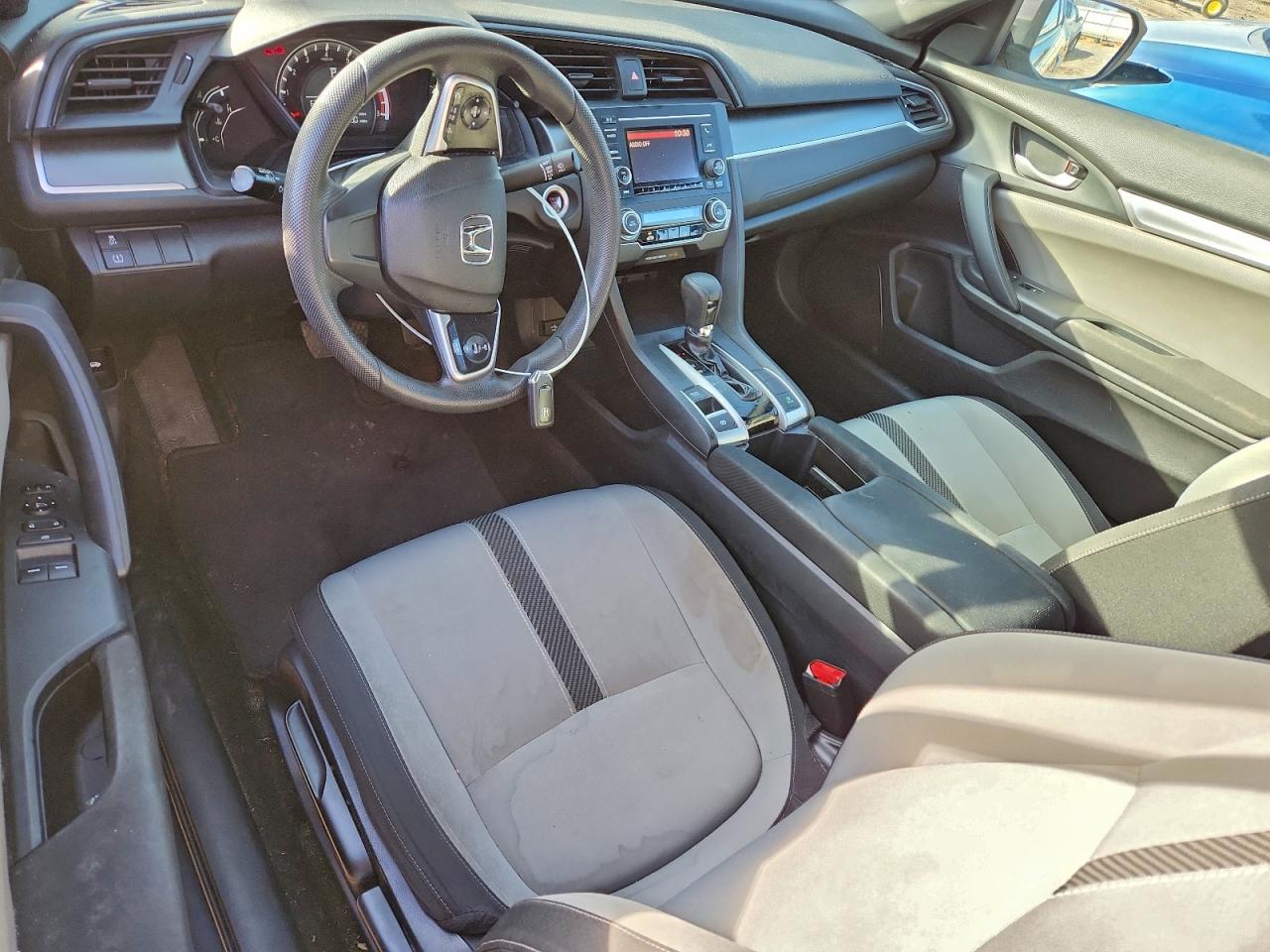 2016 HONDA CIVIC LX photo 8
