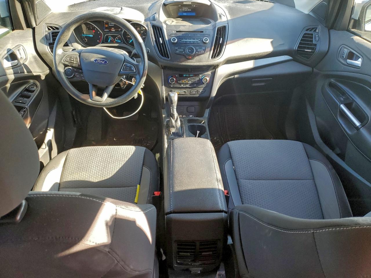 2017 FORD ESCAPE SE photo 8