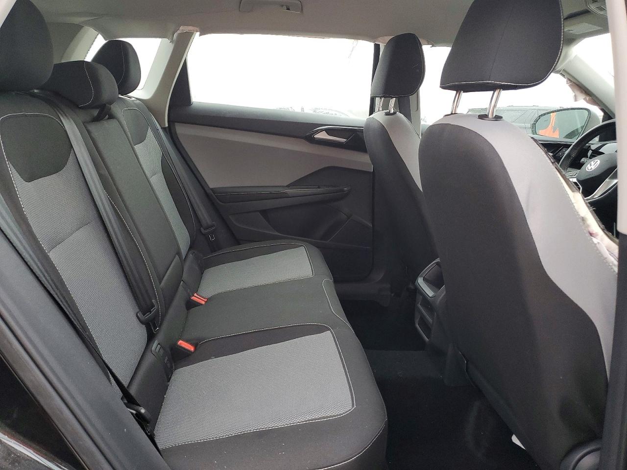 2024 VOLKSWAGEN TAOS S photo 11