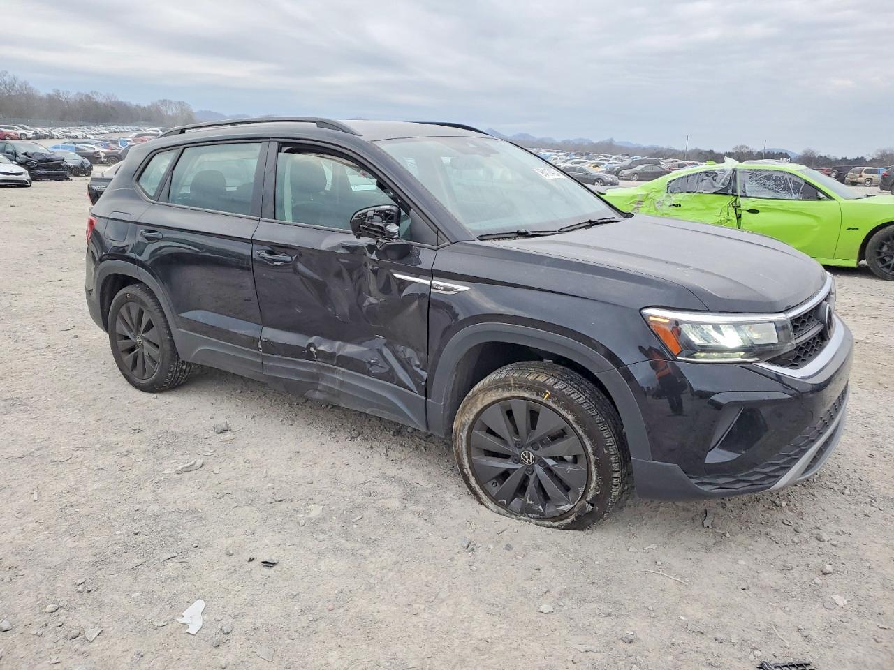 2024 VOLKSWAGEN TAOS S photo 4