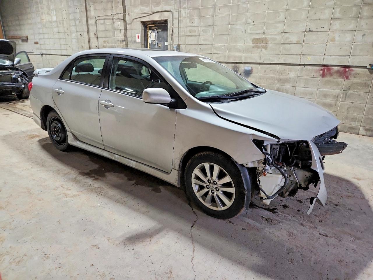 2010 TOYOTA COROLLA BASE photo 4
