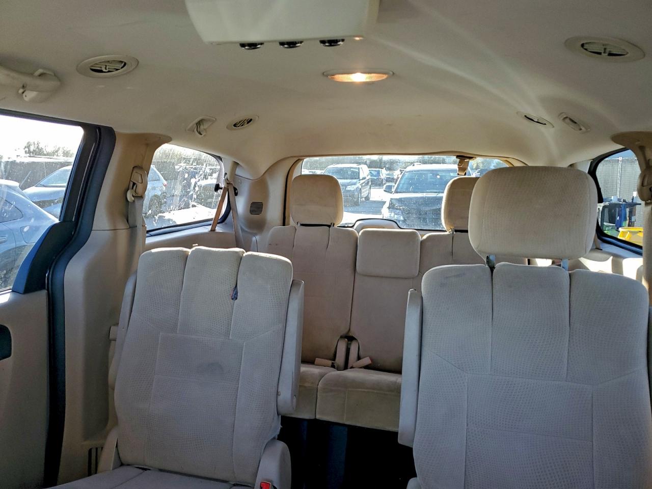 2013 DODGE GRAND CARAVAN SE photo 10