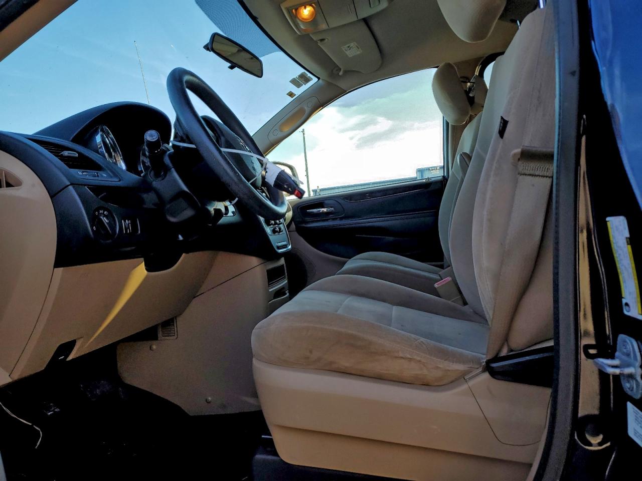 2013 DODGE GRAND CARAVAN SE photo 7