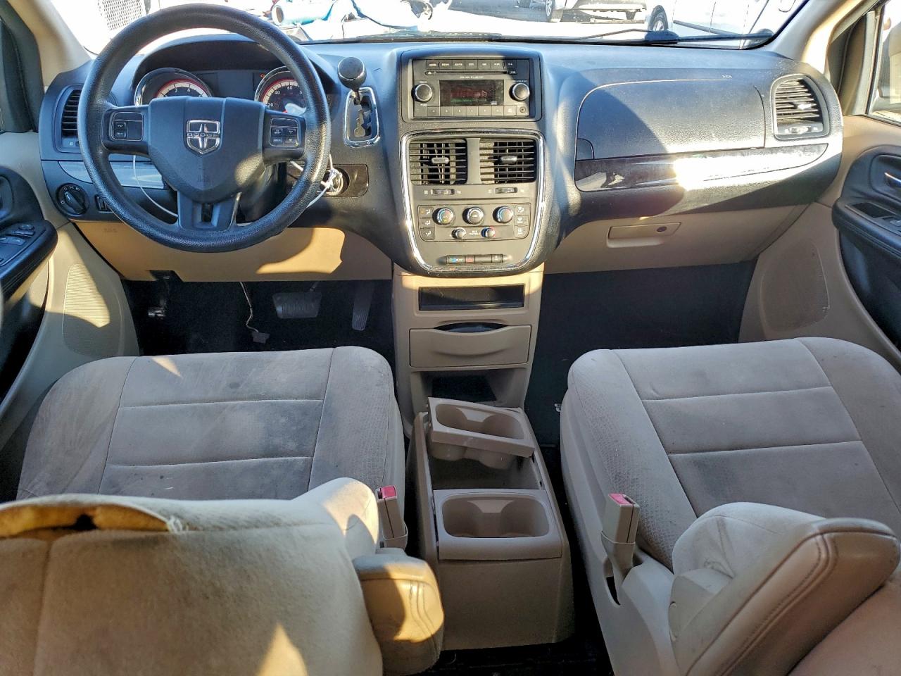 2013 DODGE GRAND CARAVAN SE photo 8