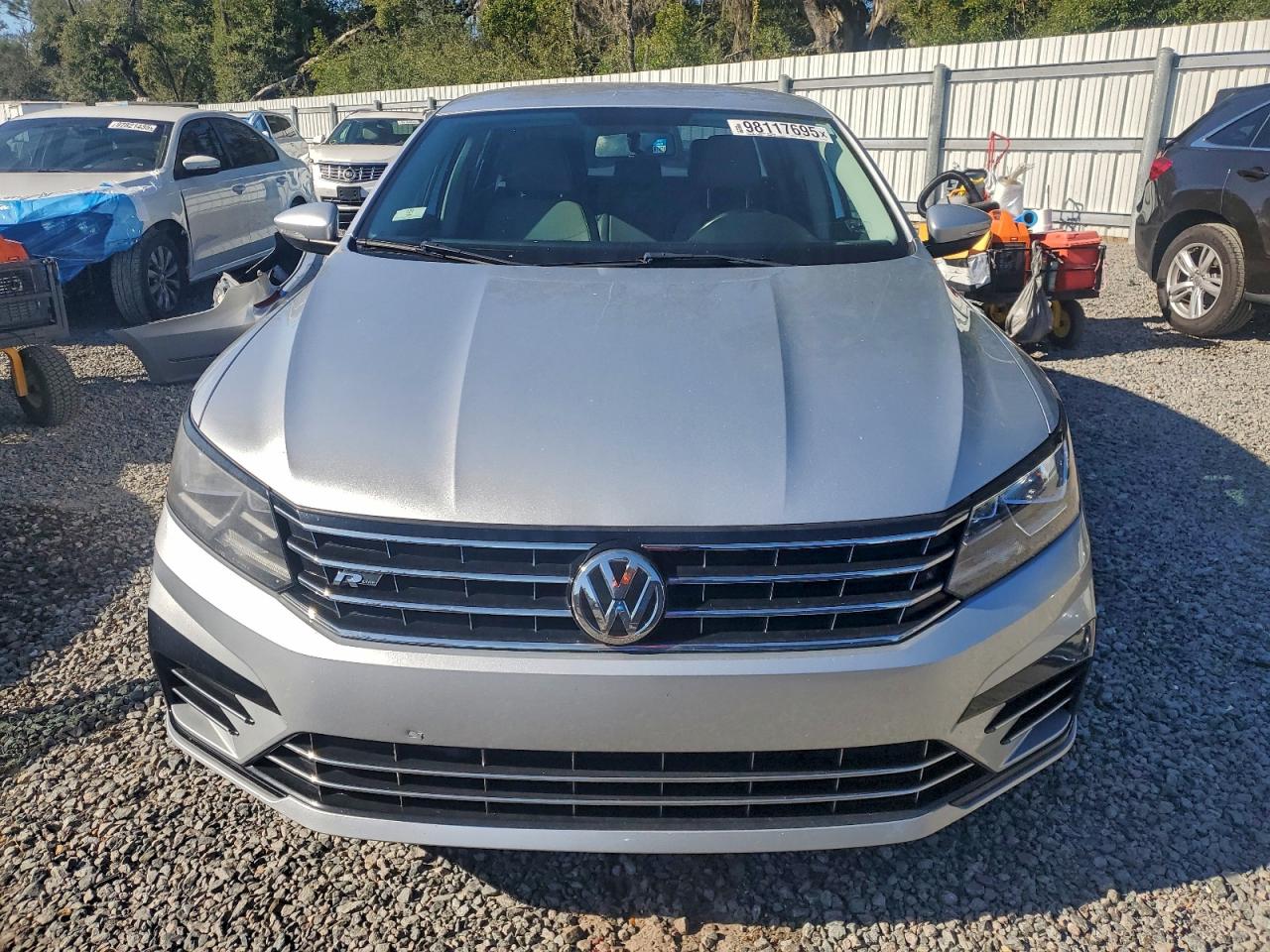 2018 VOLKSWAGEN PASSAT S photo 5