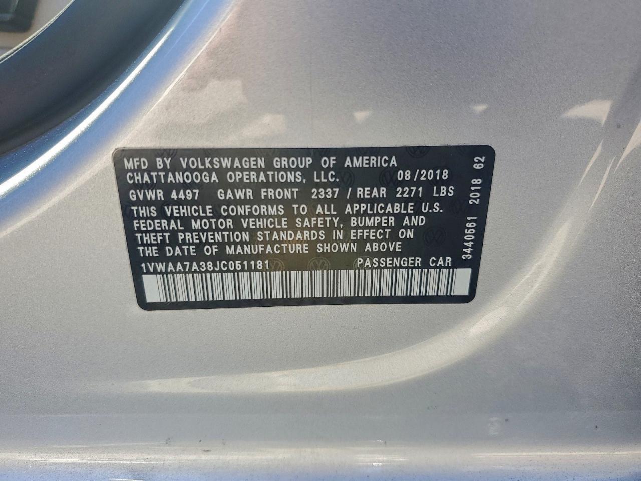 2018 VOLKSWAGEN PASSAT S photo 13