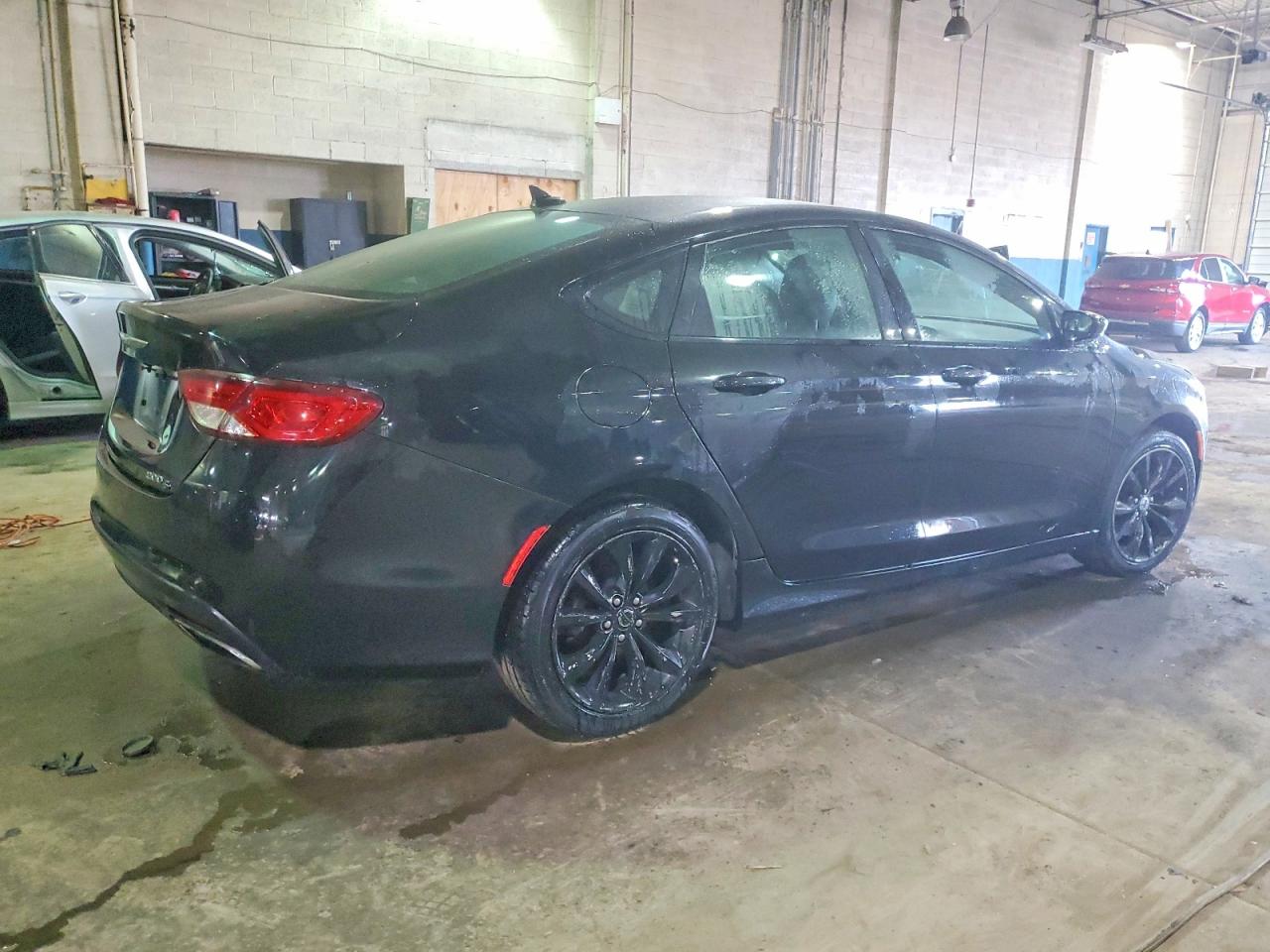 2015 CHRYSLER 200 S photo 3