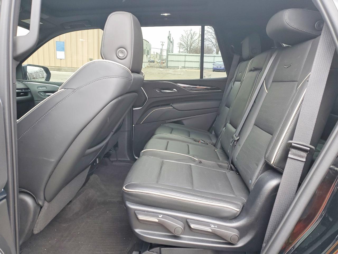 2023 CADILLAC ESCALADE SPORT photo 11