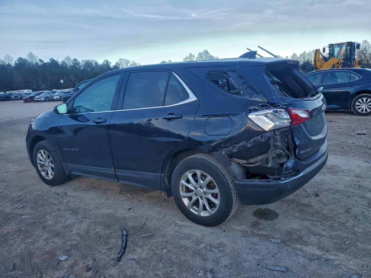2019 CHEVROLET EQUINOX LT photo 2