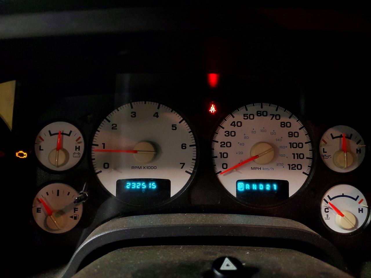 2004 DODGE RAM 1500 ST photo 9