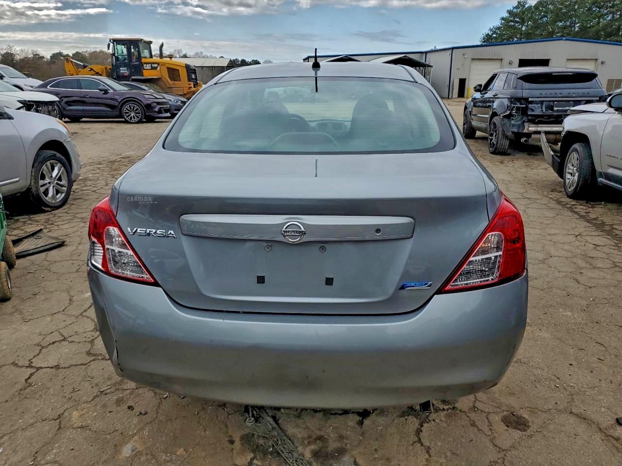 2012 NISSAN VERSA S photo 6