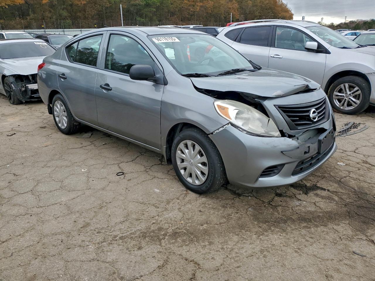 2012 NISSAN VERSA S photo 4