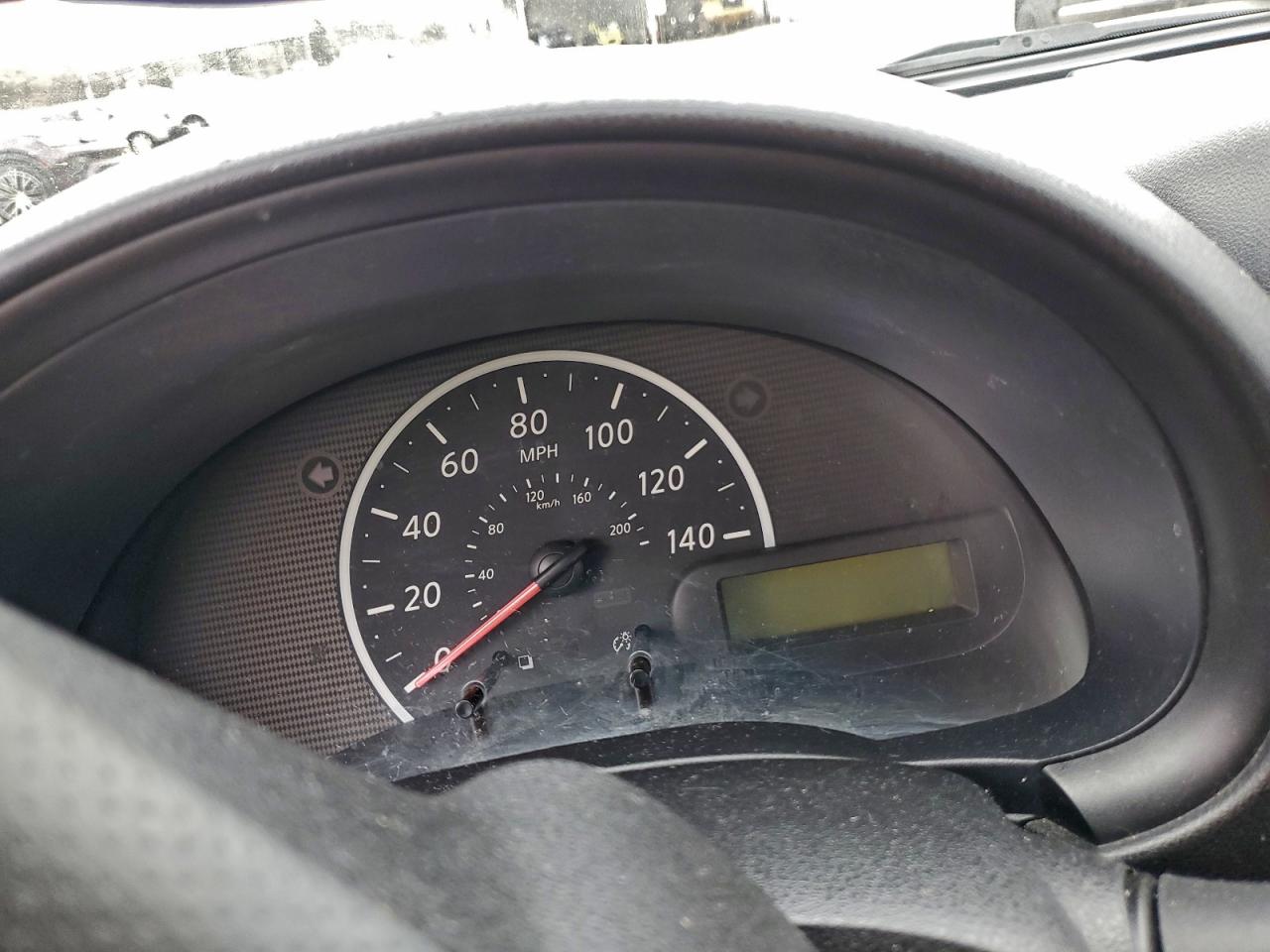 2012 NISSAN VERSA S photo 9