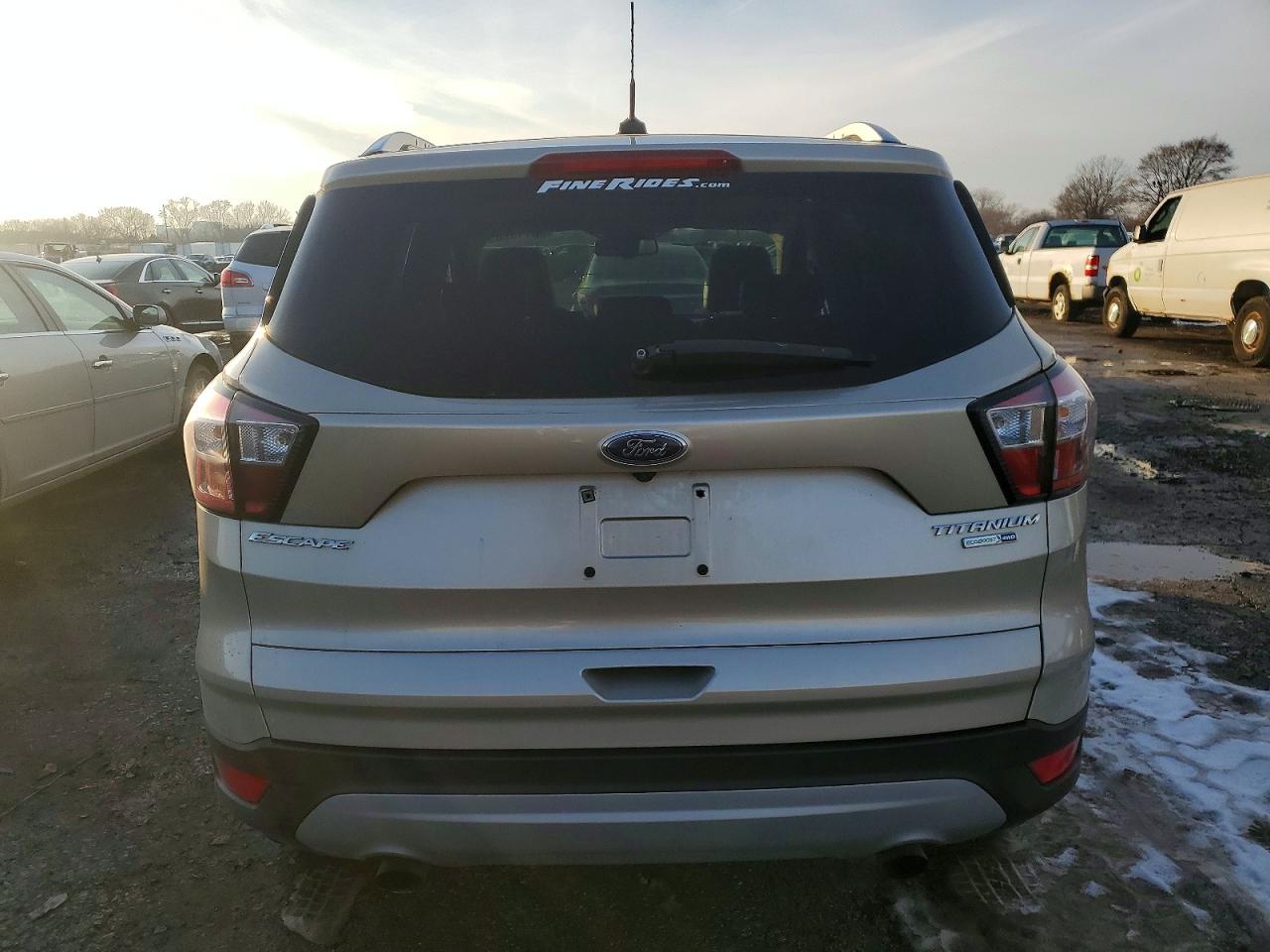 2017 FORD ESCAPE TITANIUM photo 6