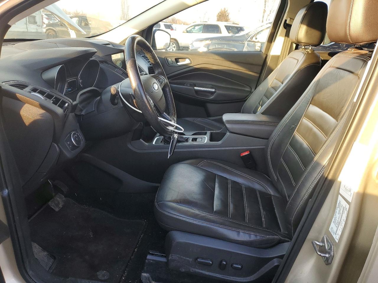 2017 FORD ESCAPE TITANIUM photo 7
