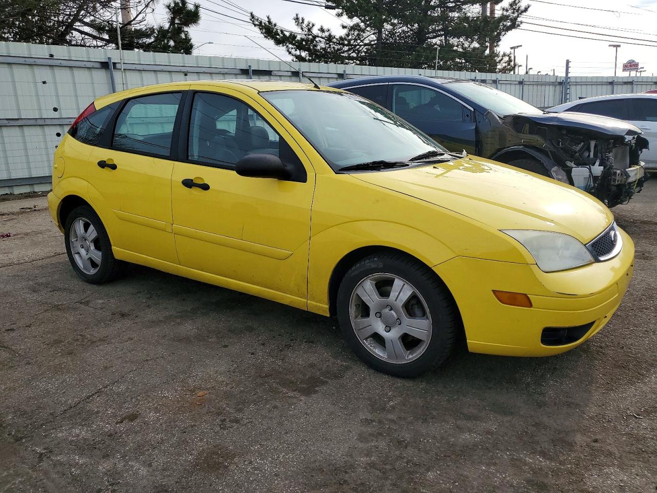 2005 FORD FOCUS ZX5 photo 4
