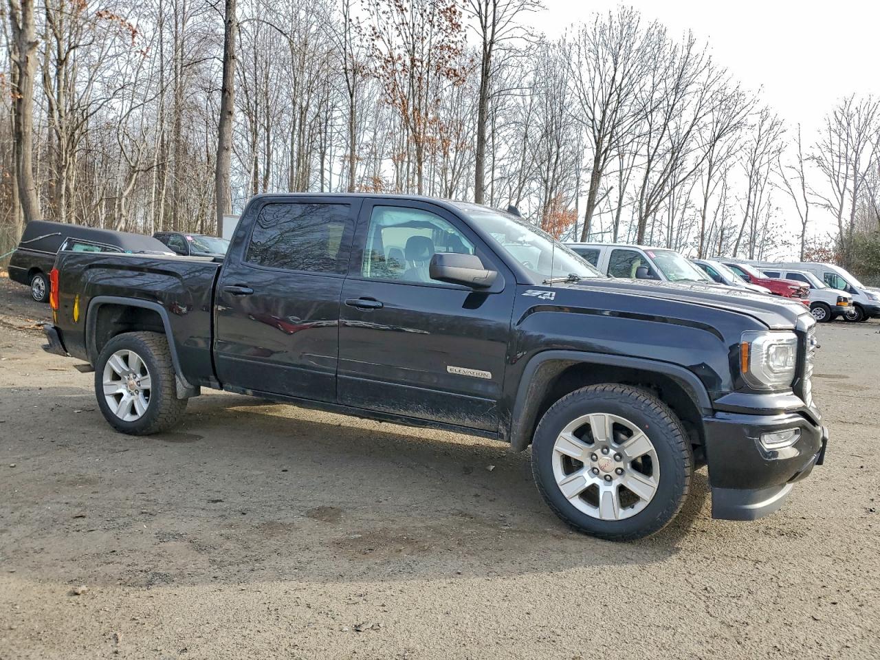 2017 GMC SIERRA K1500 SLE photo 4