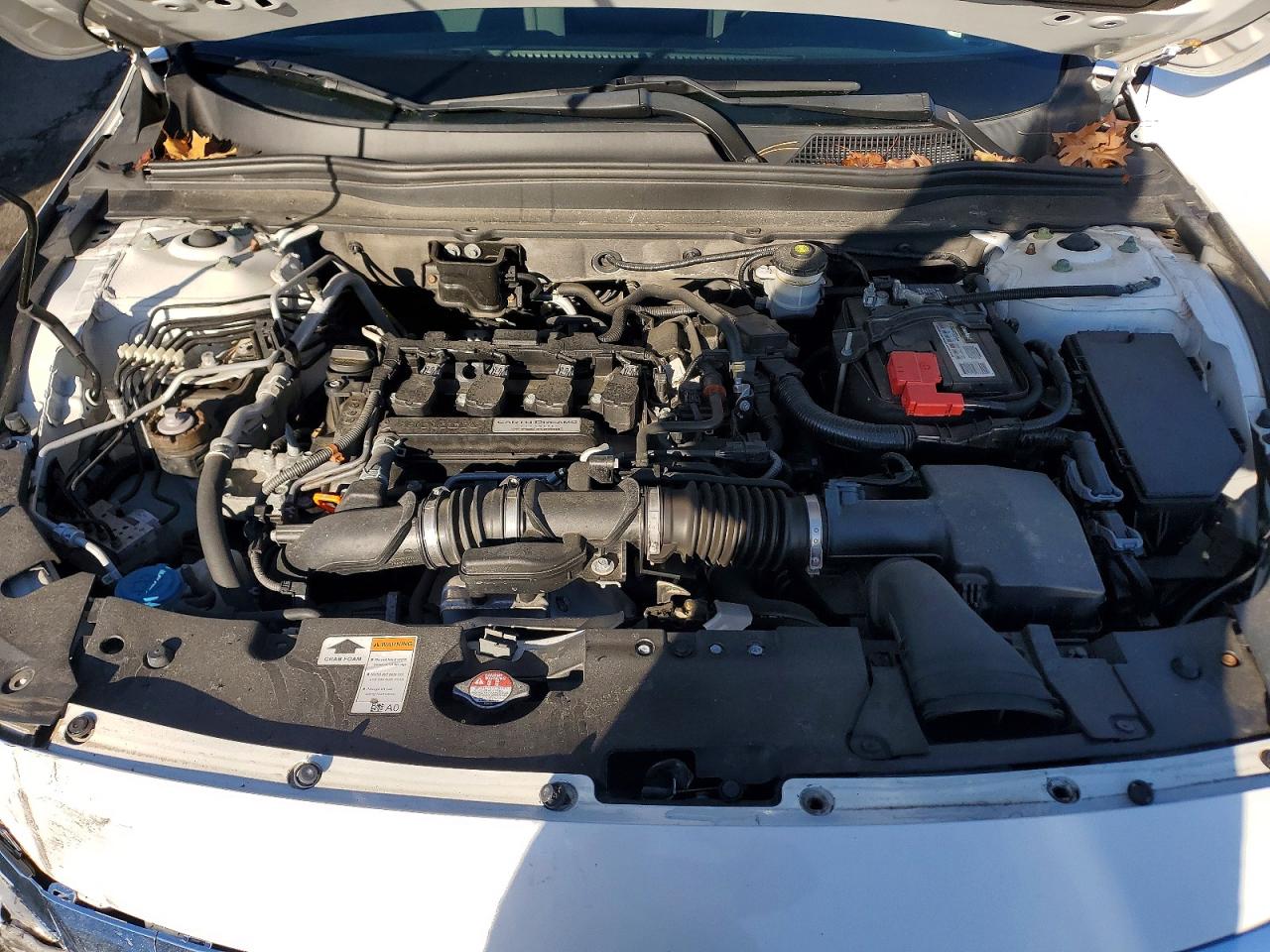 2018 HONDA ACCORD LX photo 11