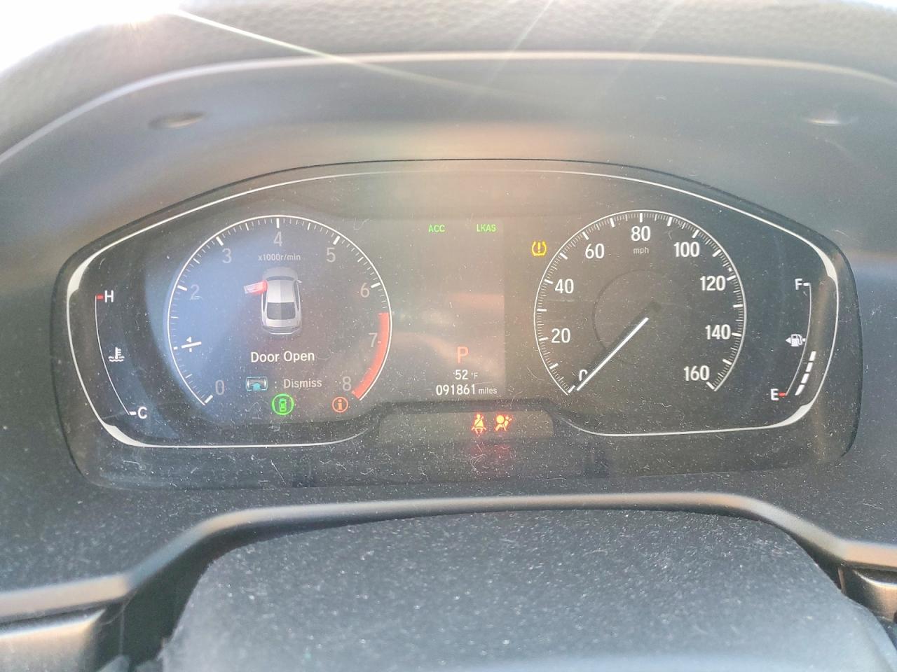2018 HONDA ACCORD LX photo 9
