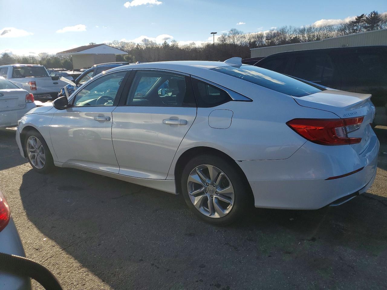 2018 HONDA ACCORD LX photo 2