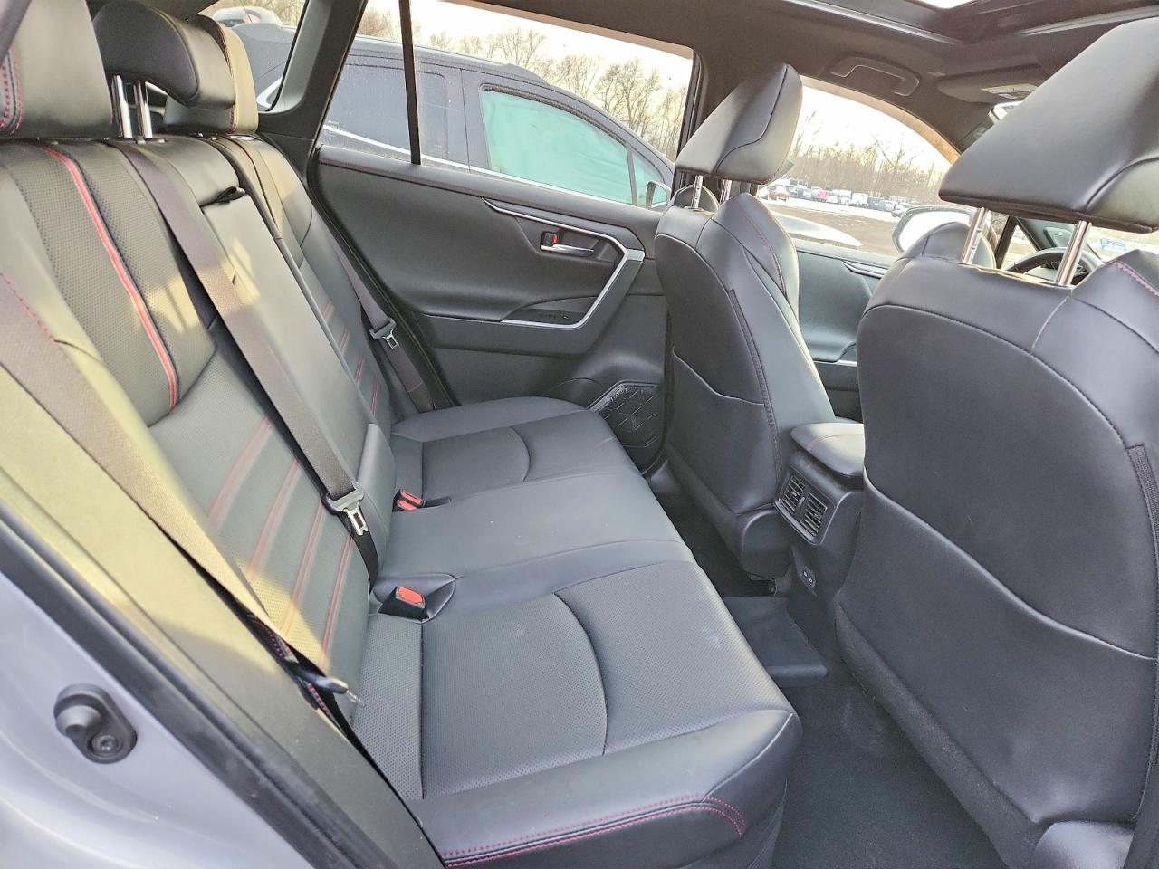 2023 TOYOTA RAV4 PRIME XSE photo 11