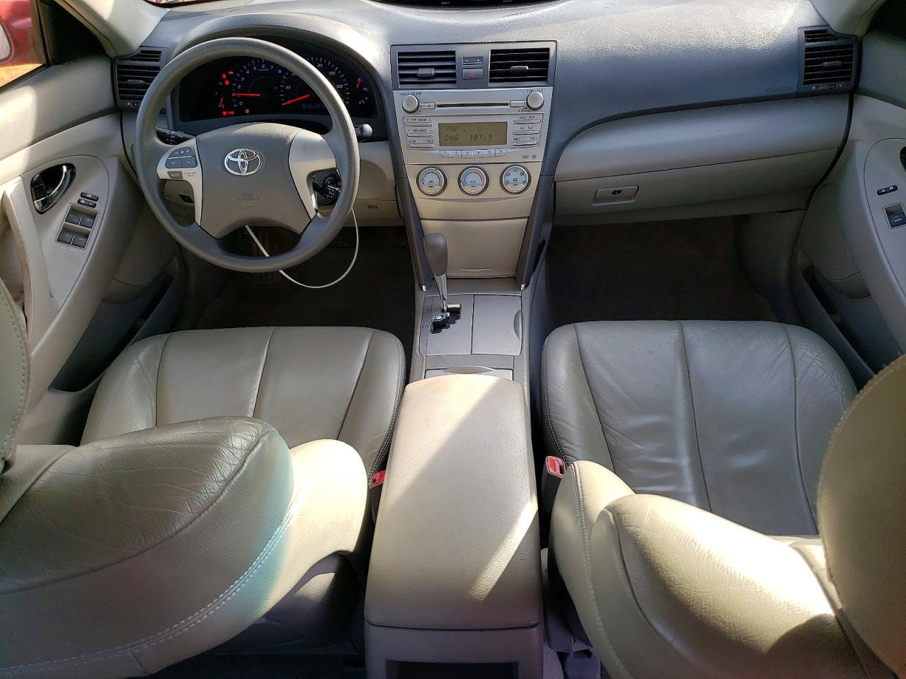 2010 TOYOTA CAMRY BASE photo 15