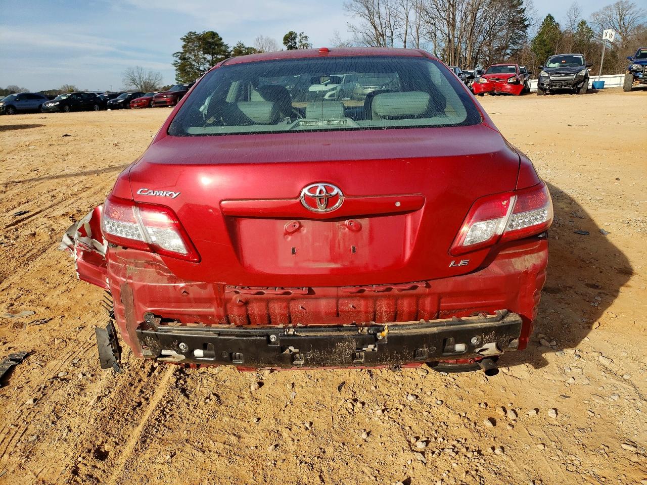 2010 TOYOTA CAMRY BASE photo 11