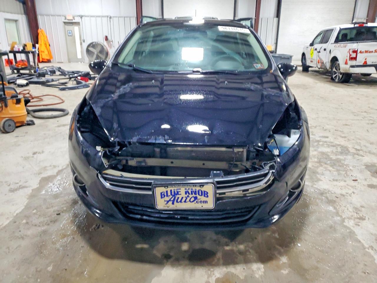 2019 FORD FIESTA SE photo 9