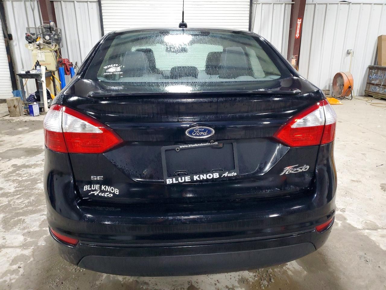 2019 FORD FIESTA SE photo 11