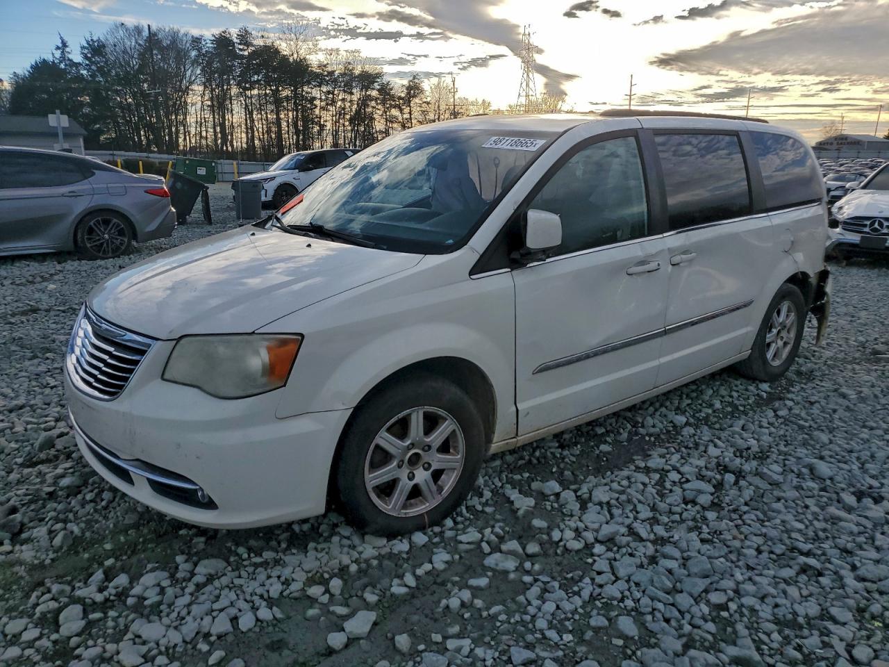 2011 CHRYSLER TOWN & COUNTRY