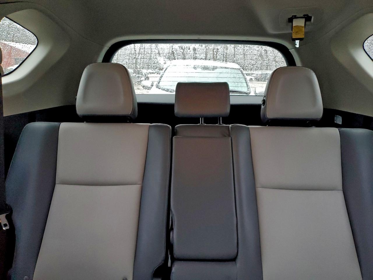 2013 TOYOTA RAV4 LIMITED photo 10