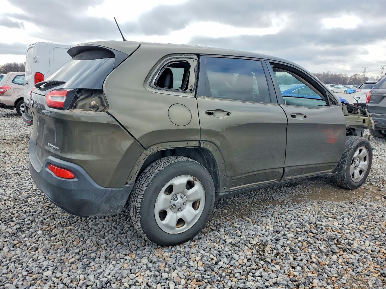 2014 JEEP CHEROKEE SPORT photo 3