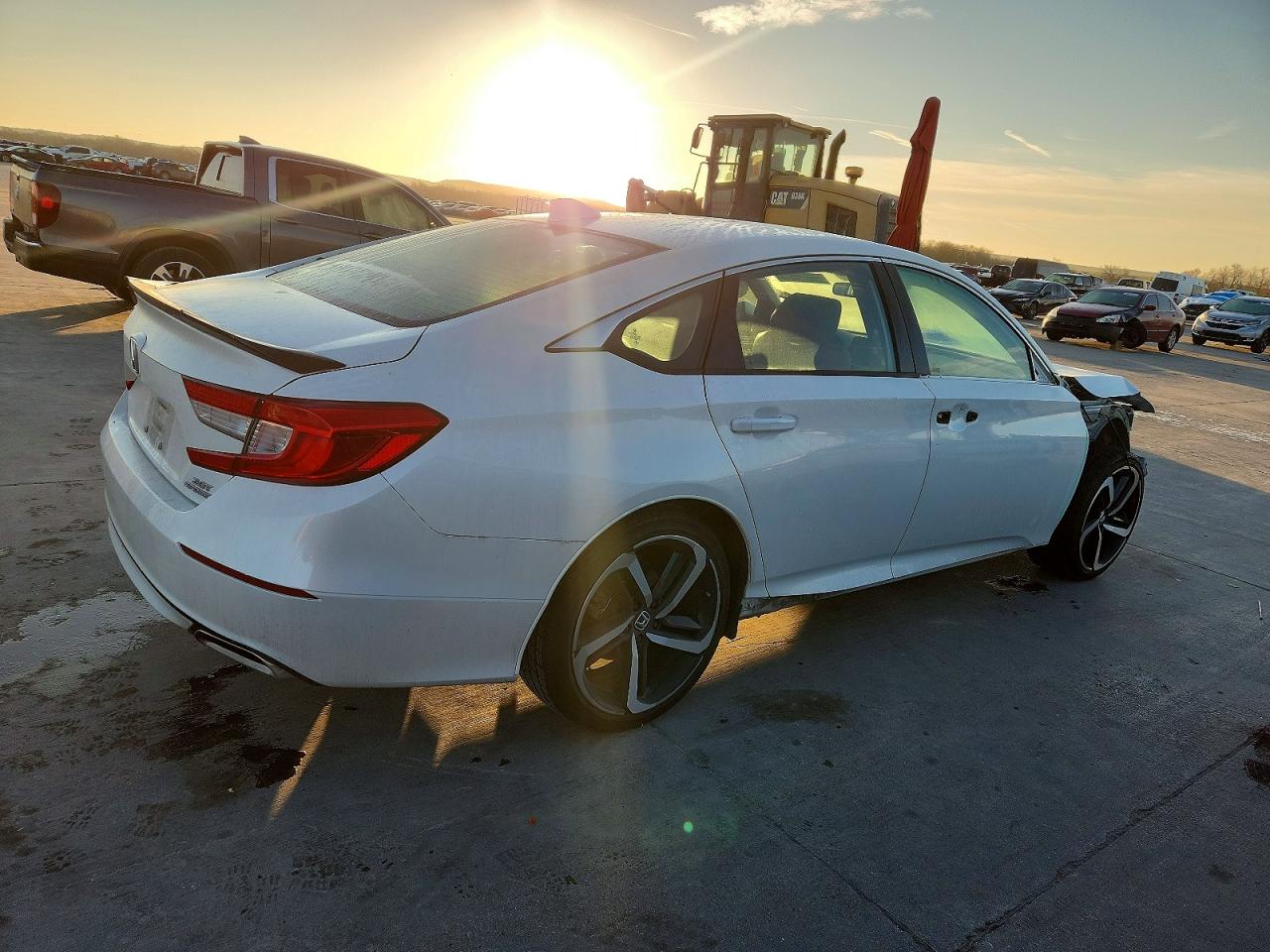 2018 HONDA ACCORD SPORT photo 3
