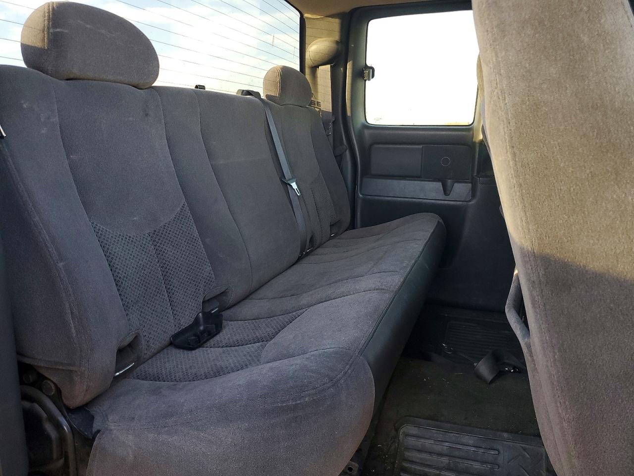 2006 CHEVROLET SILVERADO C1500 photo 28