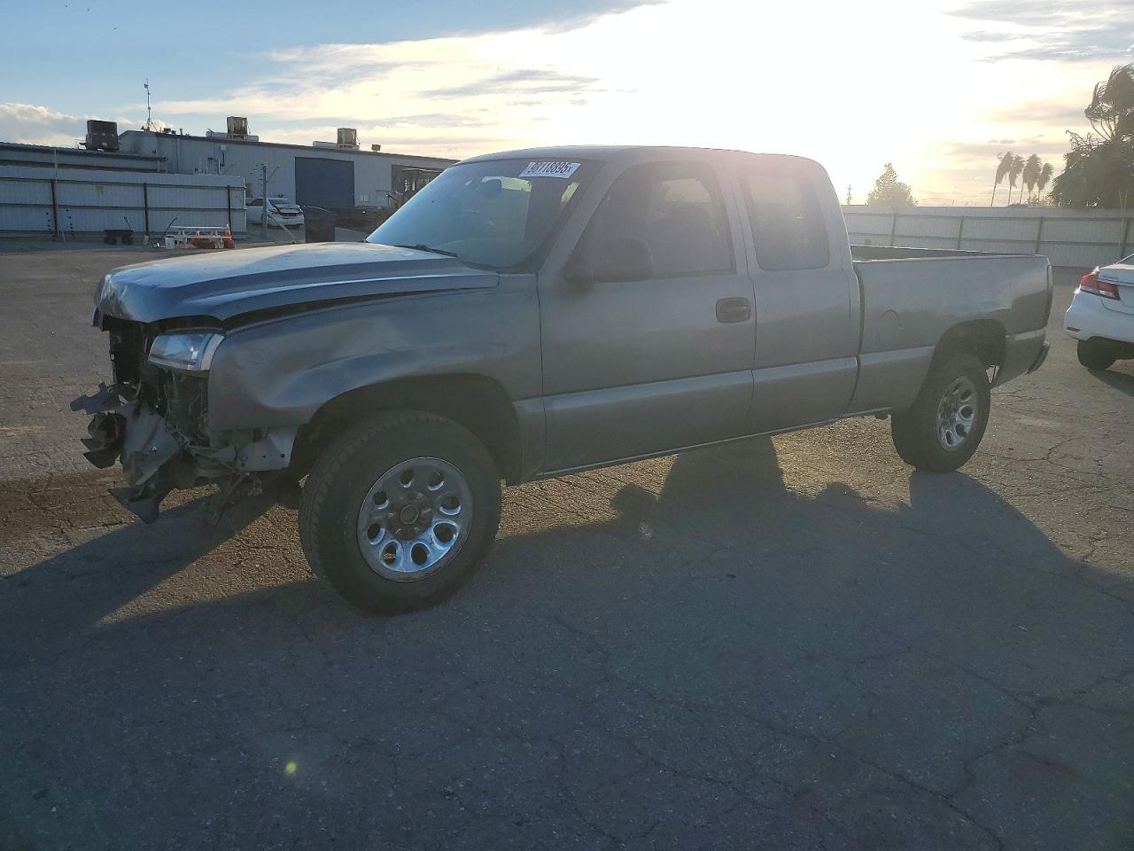 2006 CHEVROLET SILVERADO C1500 photo 2