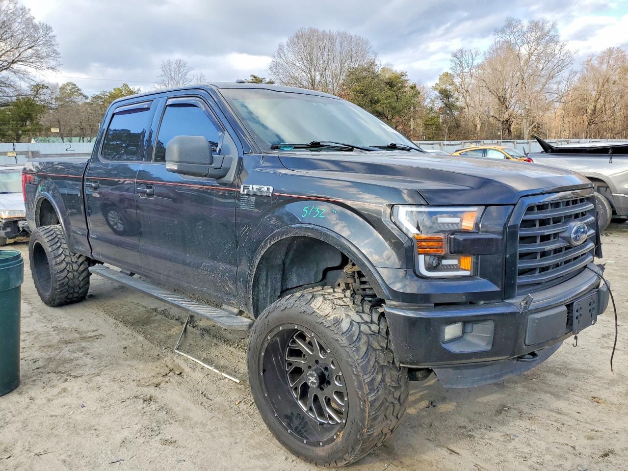 2015 FORD F150 SUPERCREW photo 4
