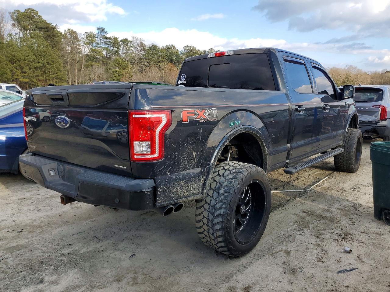 2015 FORD F150 SUPERCREW photo 3