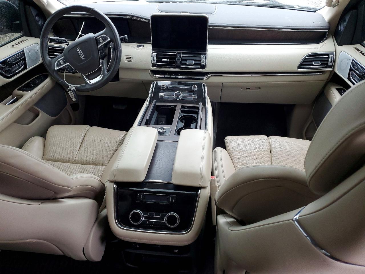 2021 LINCOLN NAVIGATOR L RESERVE photo 29