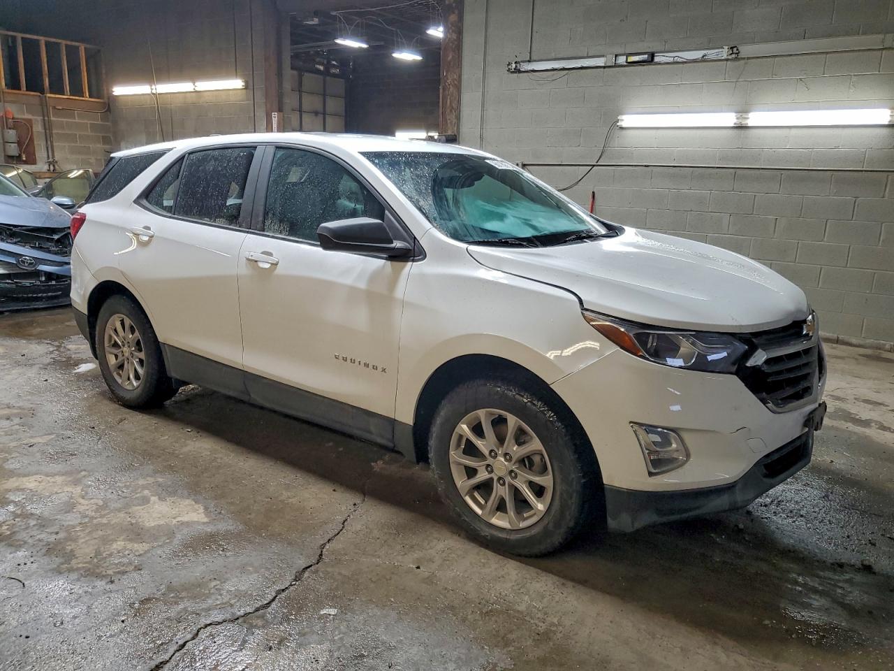 2020 CHEVROLET EQUINOX LS photo 4