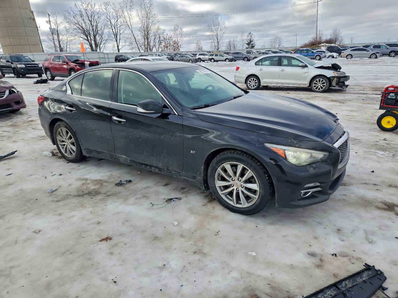 2015 INFINITI Q50 BASE photo 4