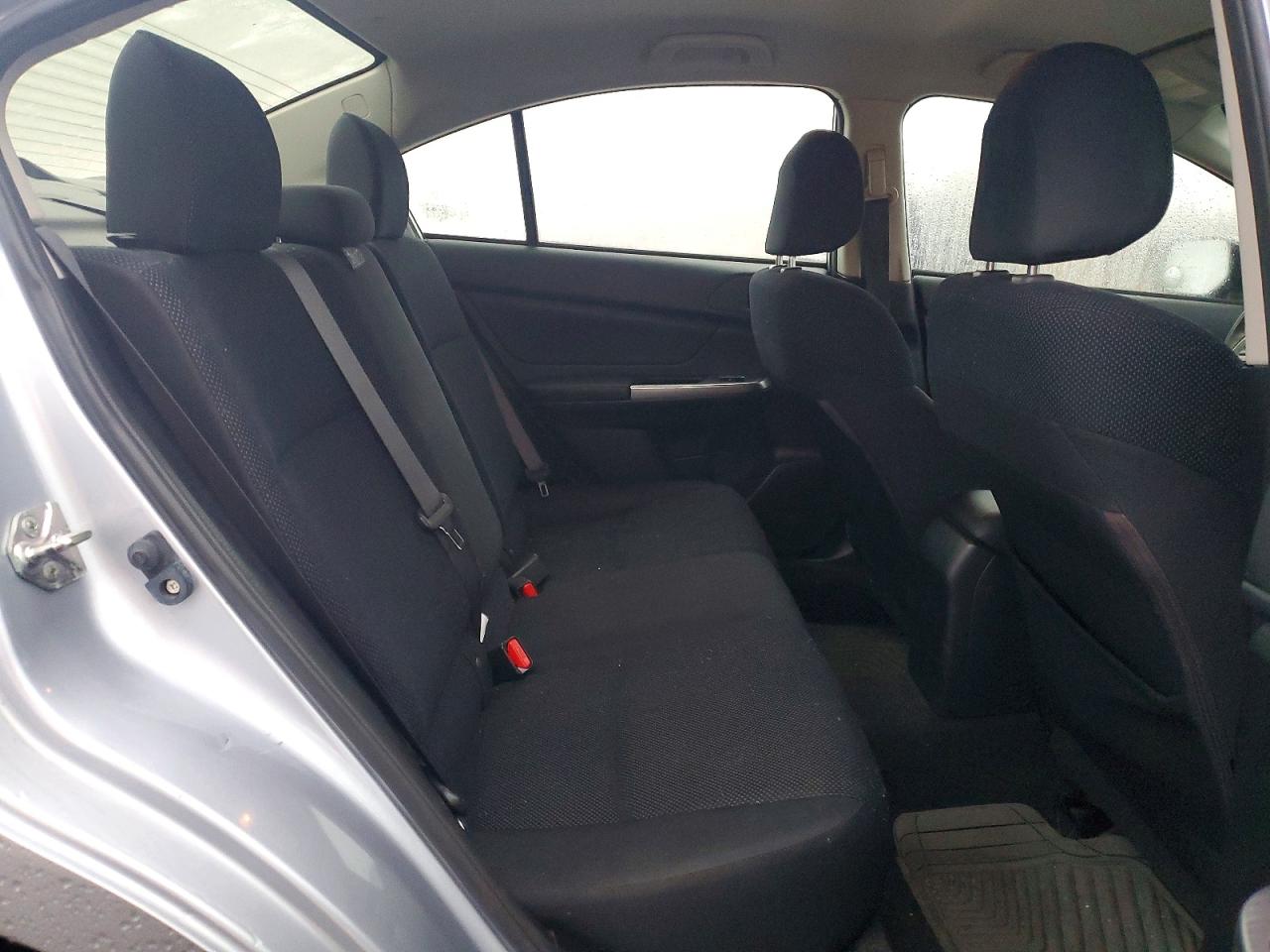 2016 SUBARU IMPREZA photo 10