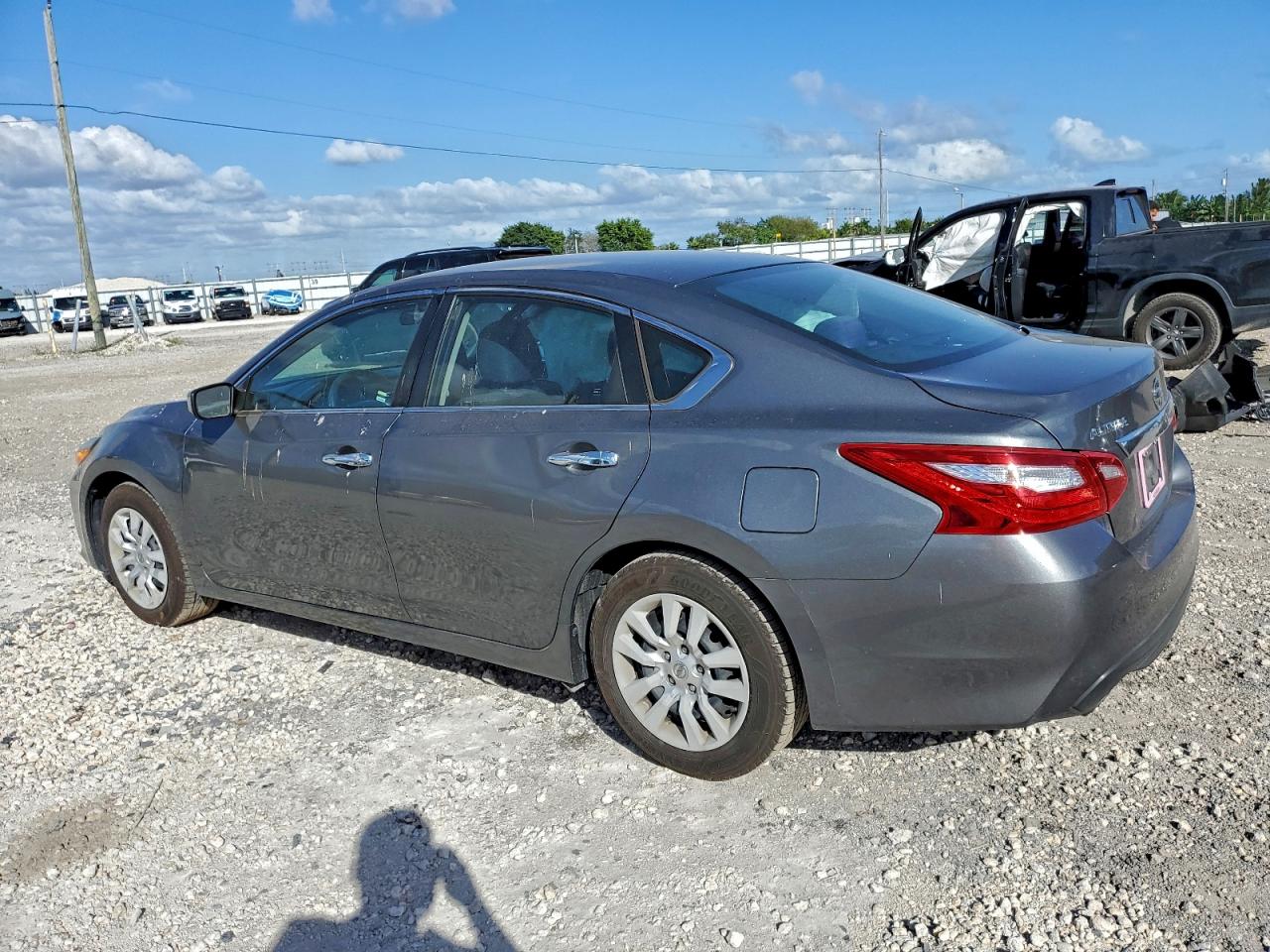 2017 NISSAN ALTIMA 2.5 photo 2