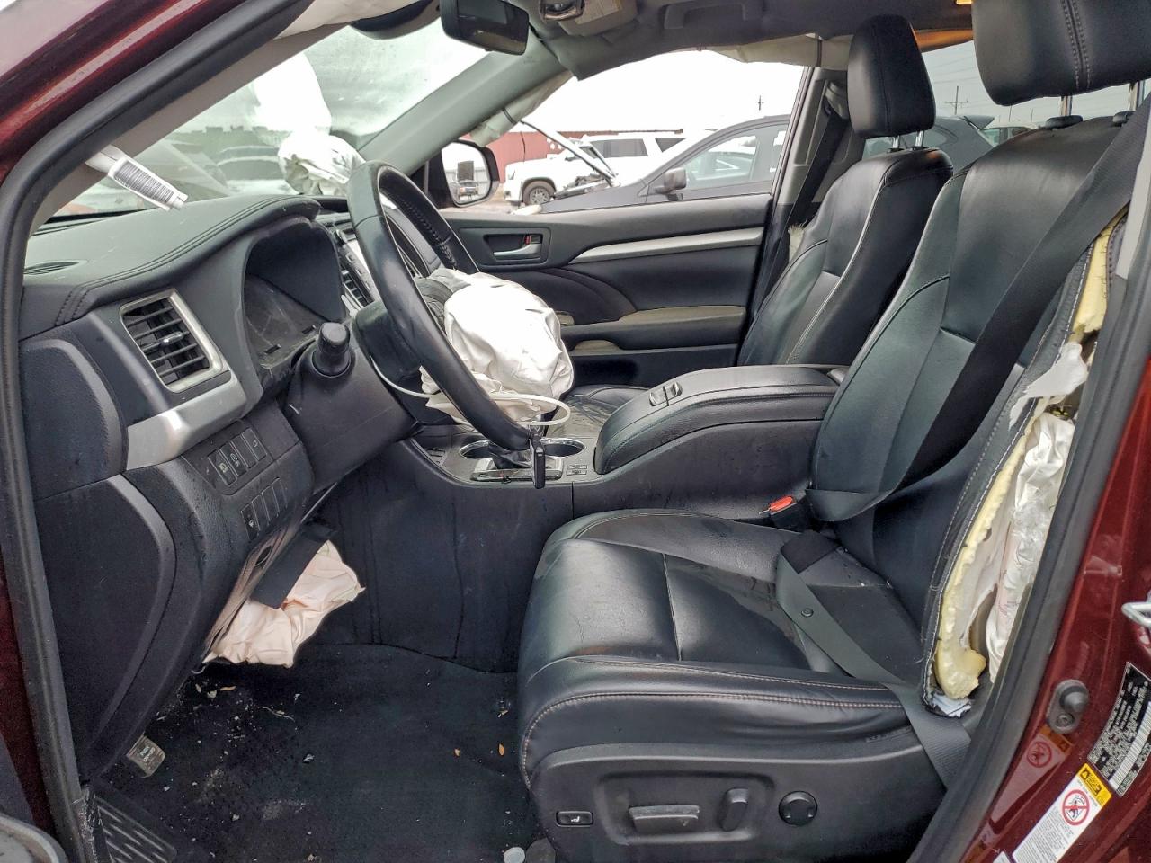 2019 TOYOTA HIGHLANDER SE photo 7